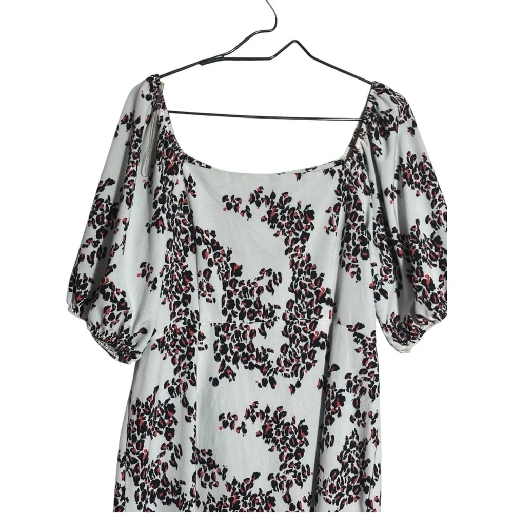 Ophelia Roe Lightweight Balloon Sleeve Chic Floral Black/White/Red Midi Dress